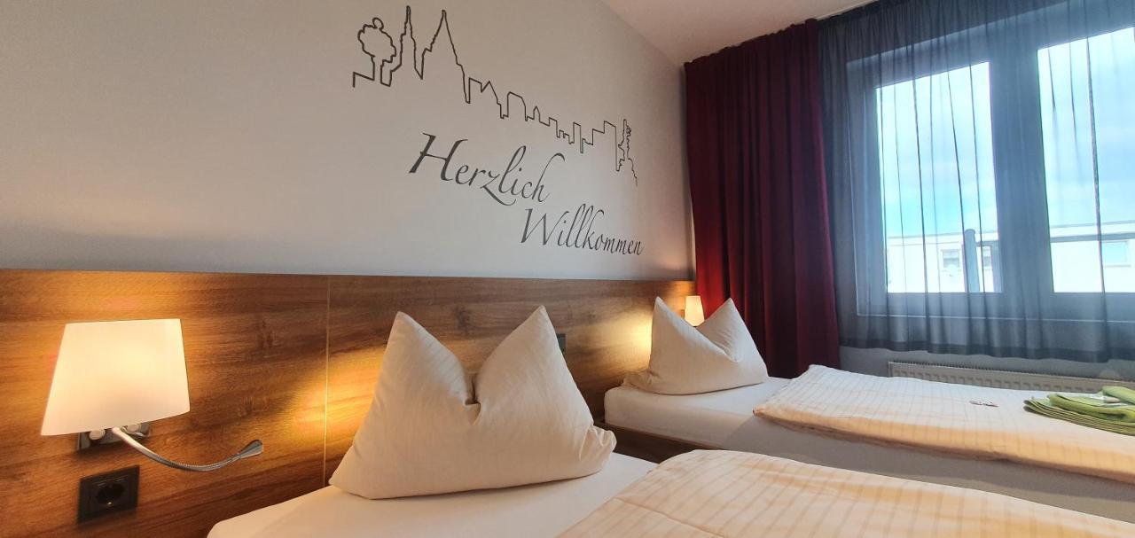 Hotel Wettiner Hof Riesa Exterior photo